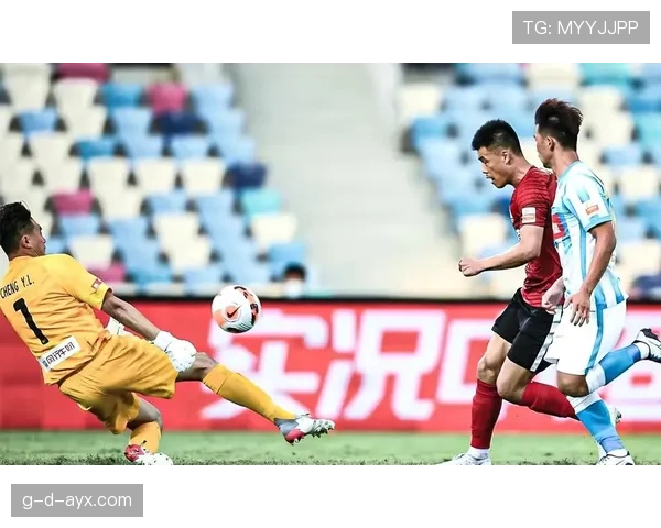 拉波尔特比赛影响力持续提升,防守表现稳健 拉波尔特比赛影响力持续提升,防守表现稳健