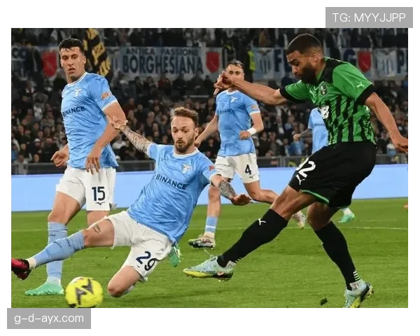 拉齐奥进攻套路