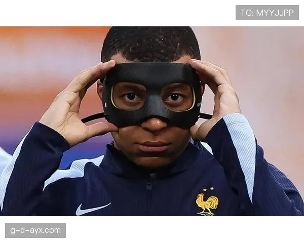 姆巴佩单赛季进球助攻双高背后的战术支撑解析